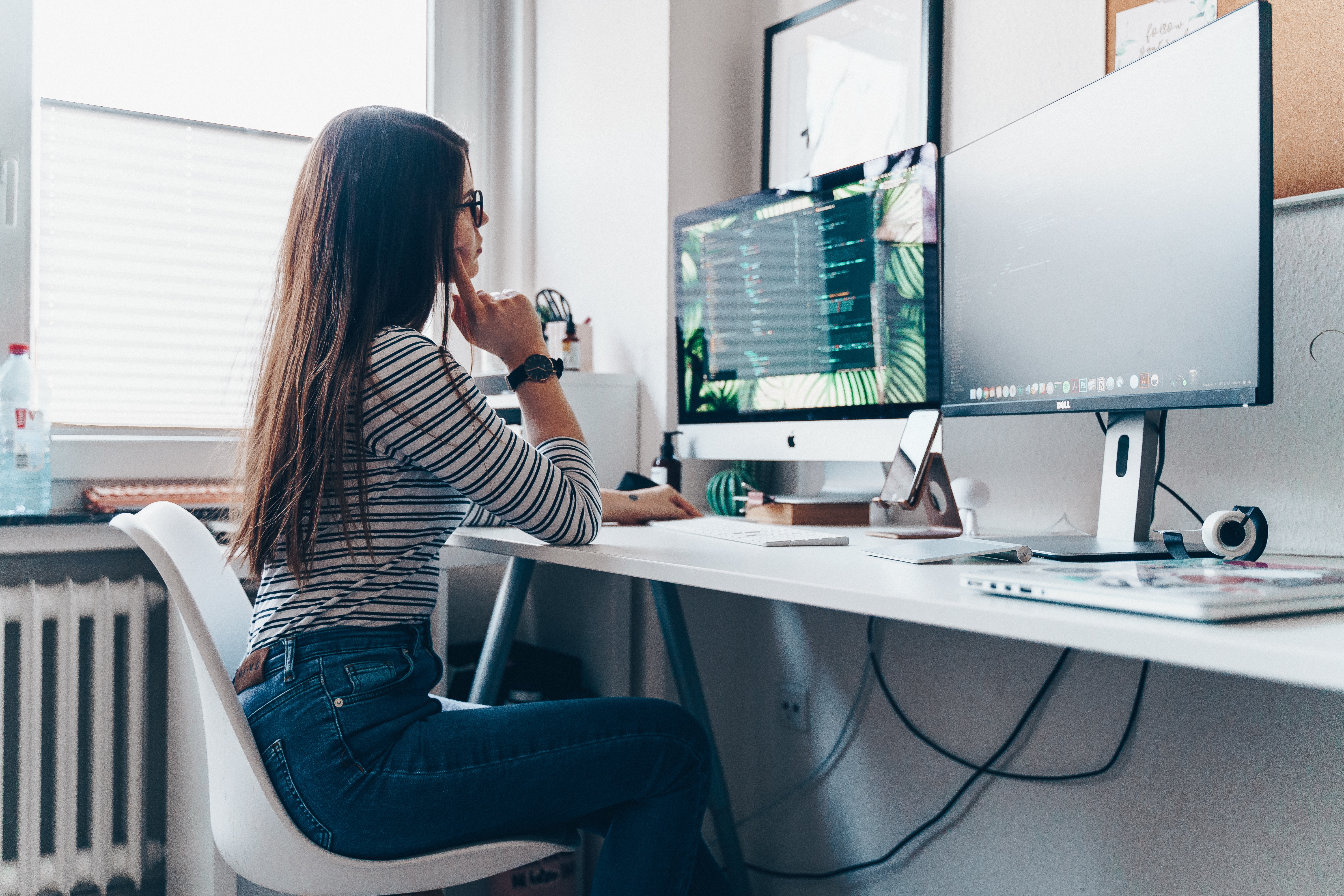 4 Ways to Support Your Remote Employees with VoIP Solutions